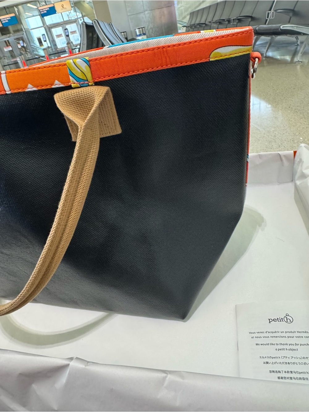 ‘26 Hermes Petit h Wax-Canvas Tote w/ Silk Print Ribbing & Contrast Top Handles - Picture 16 of 16
